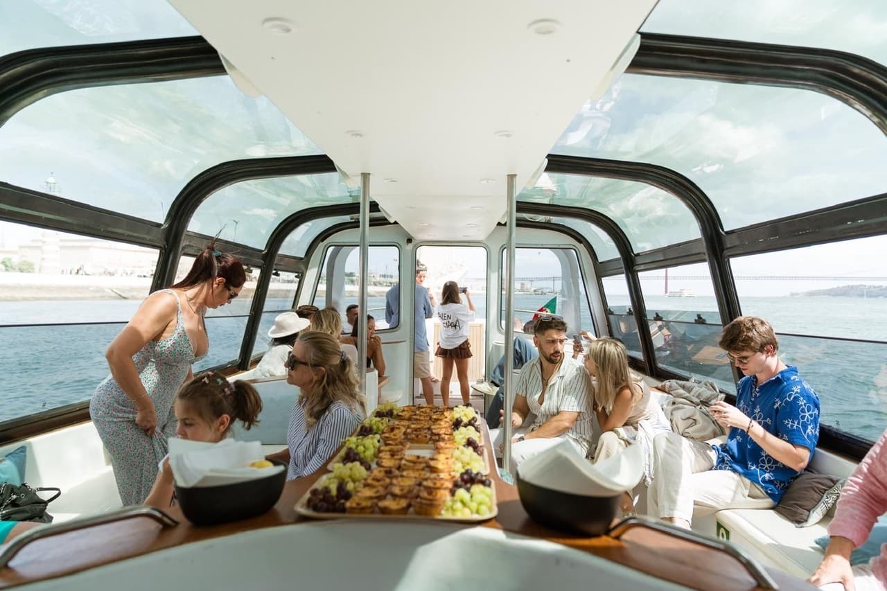 Luxury yacht concierge service