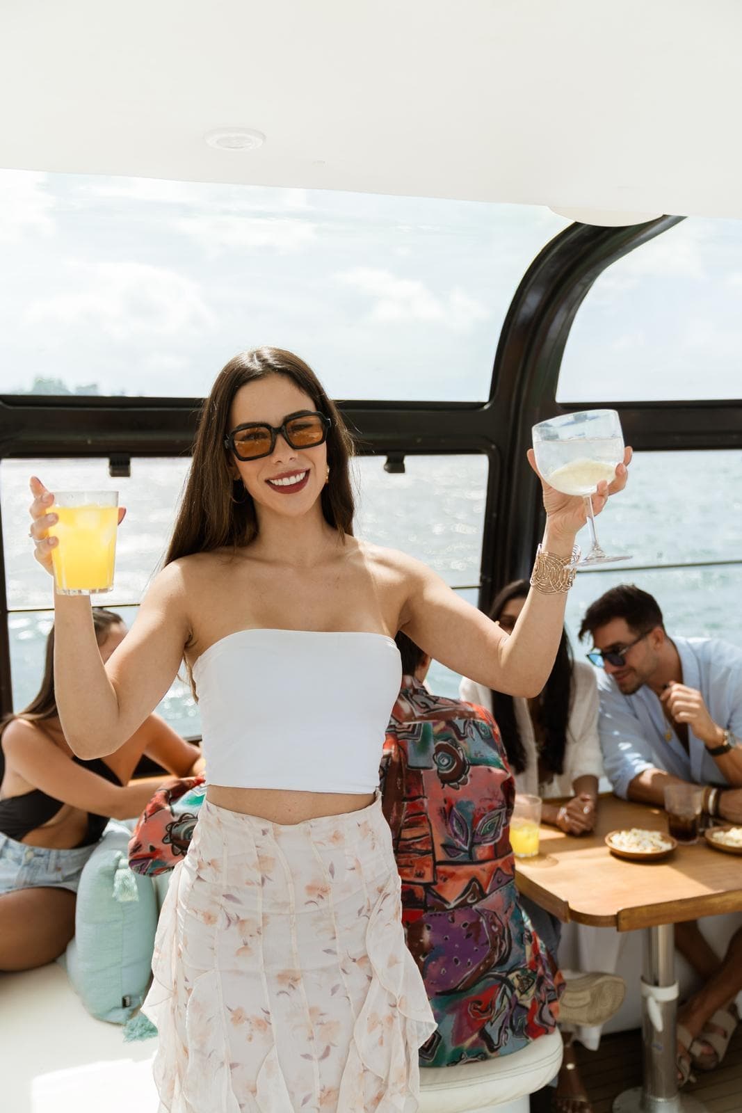 Lisbon Sunset DJ Party – Luxury Boat, Pizza & Open Bar - Image 16