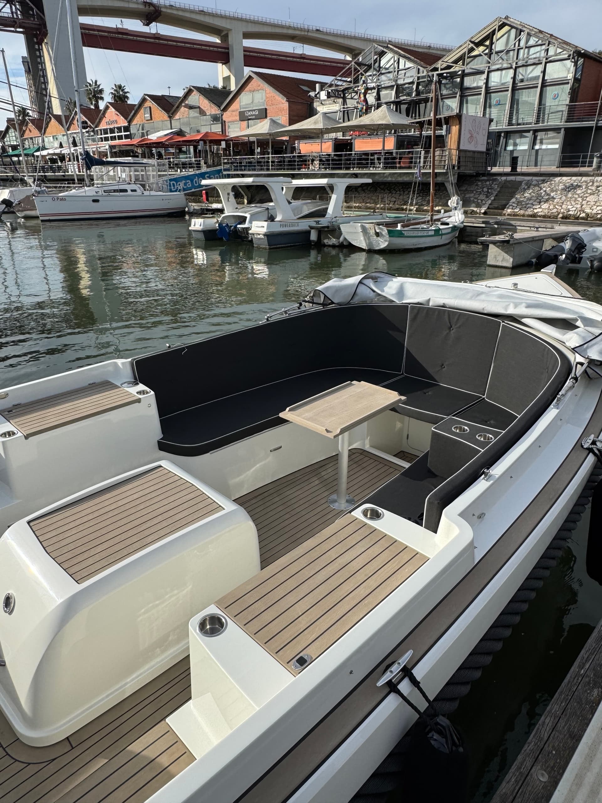 Lisbon Coffee Cruise: Luxury Boat, Pastel de Nata - Image 3