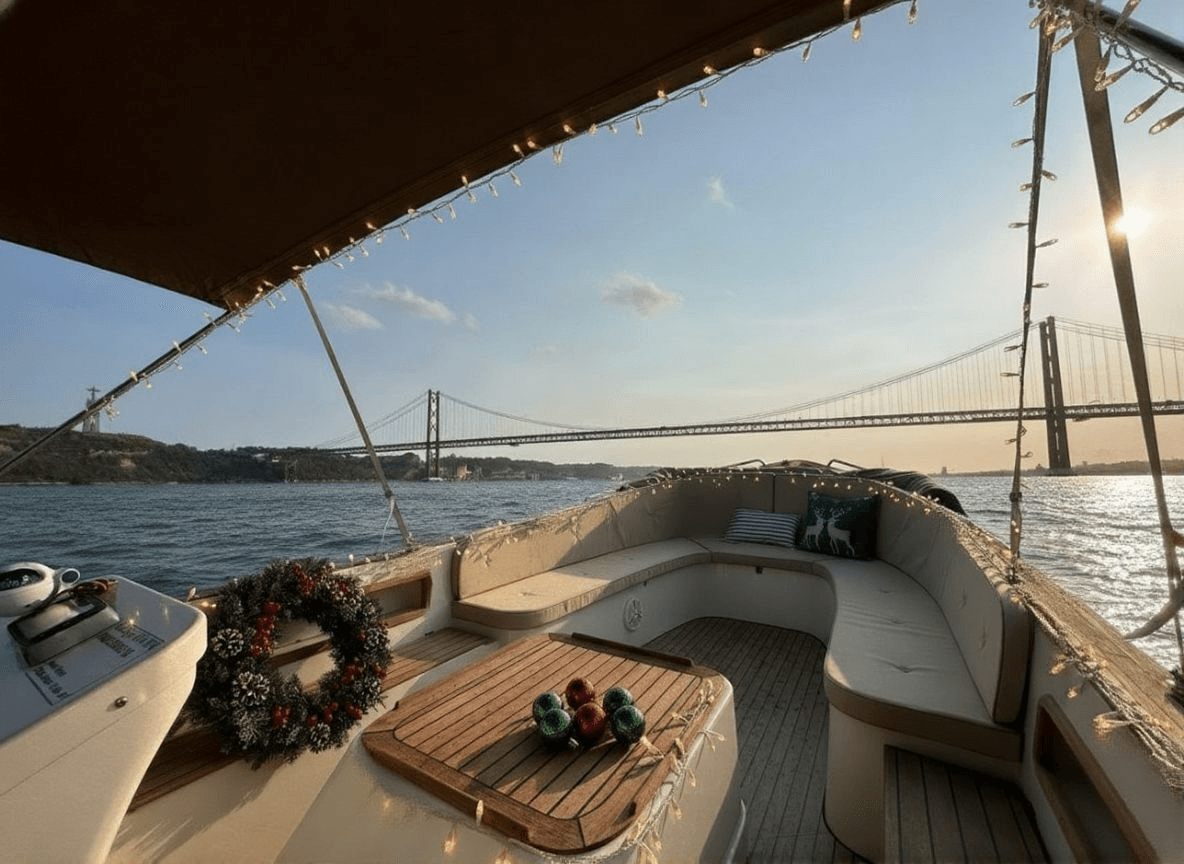 Christmas Sunset Comfortable Cruise – Buffet & Open Bar - Image 6