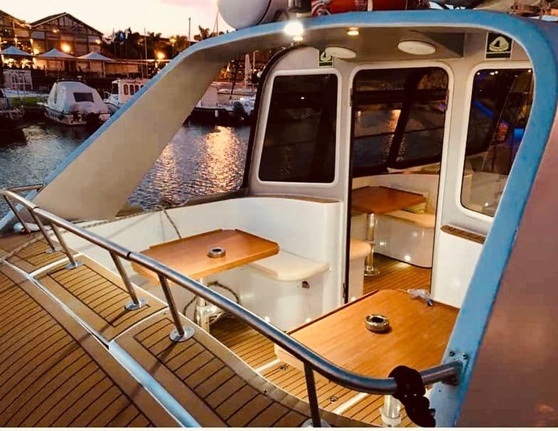 Lisbon Night DJ Party on a Luxury Boat – Sangria & Open Bar - Image 2